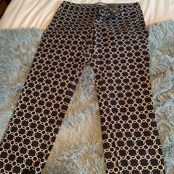 Banana Republic ankle-length pants. - Picture 1 of 5